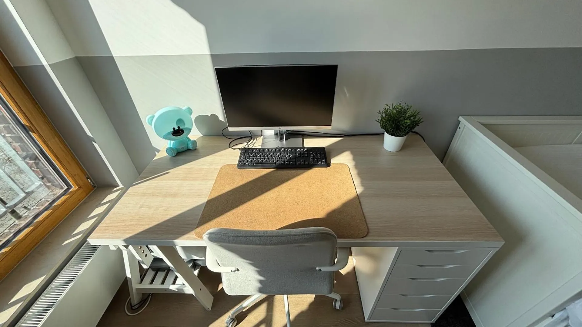 Luxury Apartment, Private Terrace & Free Parking Antwerp Belgium