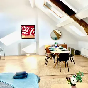 Apartment Cozy In, Antwerp